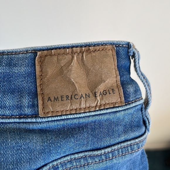 American Eagle 8.5” Rise Jeggings - Picture 6 of 7